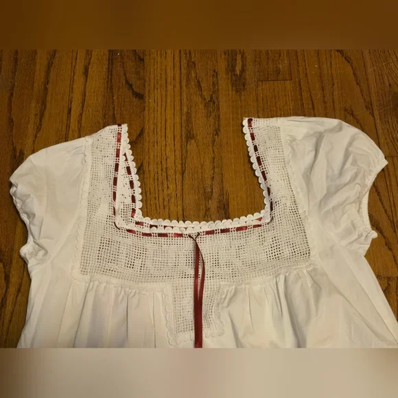 Bella Hadid x Frankie's Bikini Viral White Poplin 'Lucky' Sundress - Picture 3 of 4